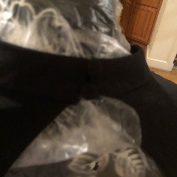 H&M size  XL black top with open back cut out bell 3/4 bell sleeves oversized - Picture 5 of 6